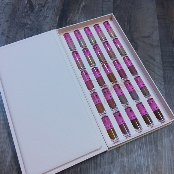 JEFFREE STAR The Nude Liquid Lipstick VAULT Set NIB - Picture 8 of 13
